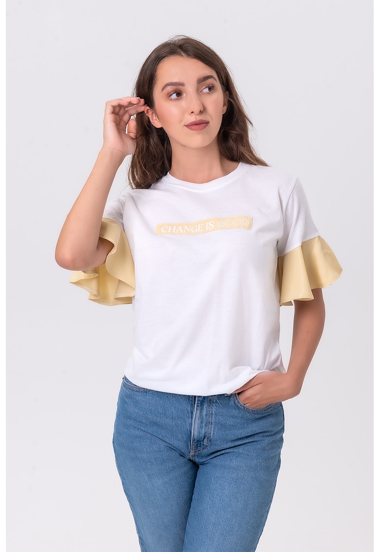 Fold Your Mind Tricou cu aplicatii text si maneci cu volane - Alb/Portocaliu pal