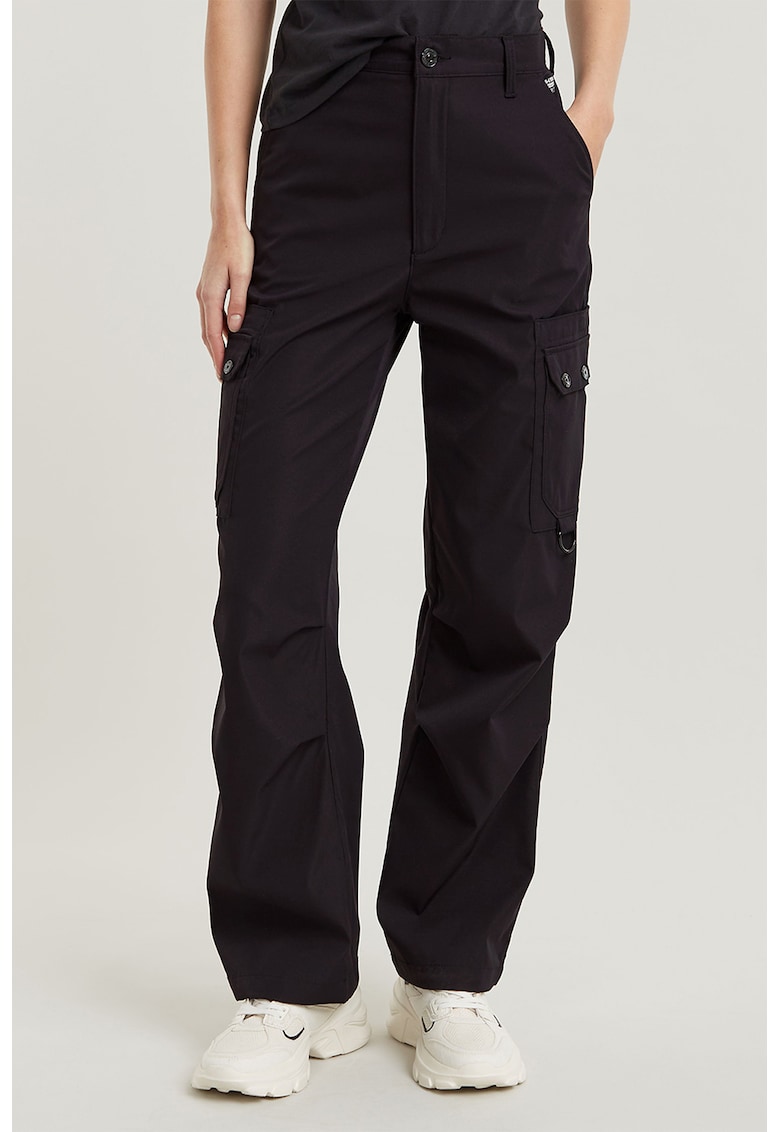 Pantaloni cargo cu croiala lejera