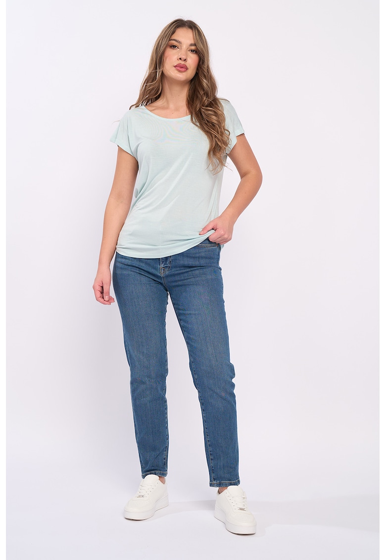 Tricou uni cu decupaj pe spate