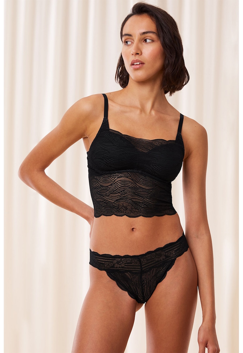 Bustiera cu strat exterior de dantela