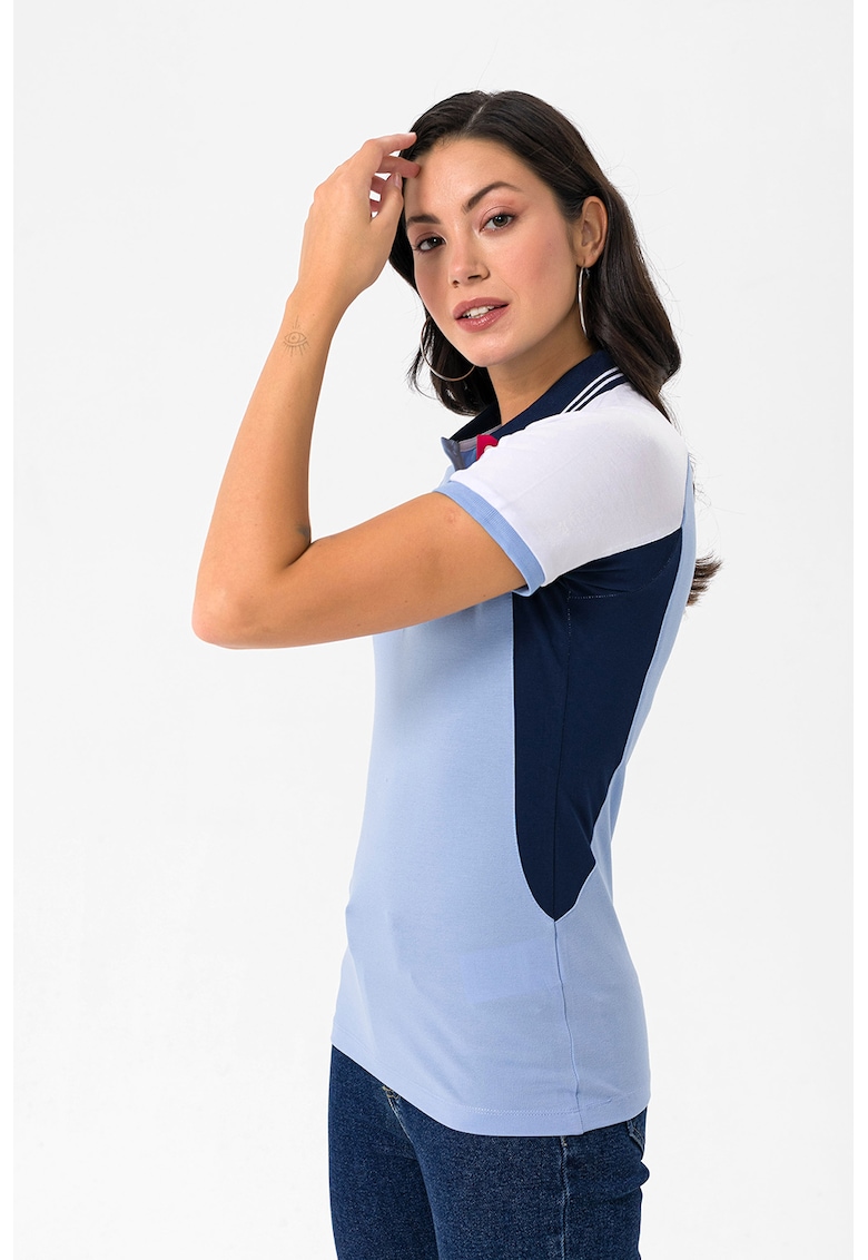 Tricou polo cu logo discret si model colorblock