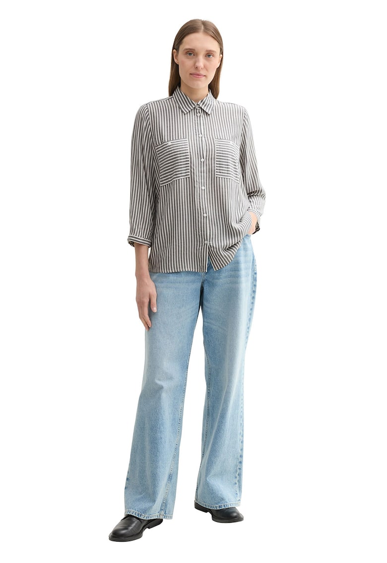 Camasa in dungi cu buzunare pe piept