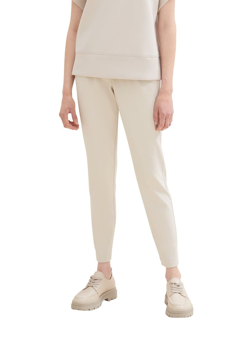 Pantaloni conici cu snur pentru ajustare