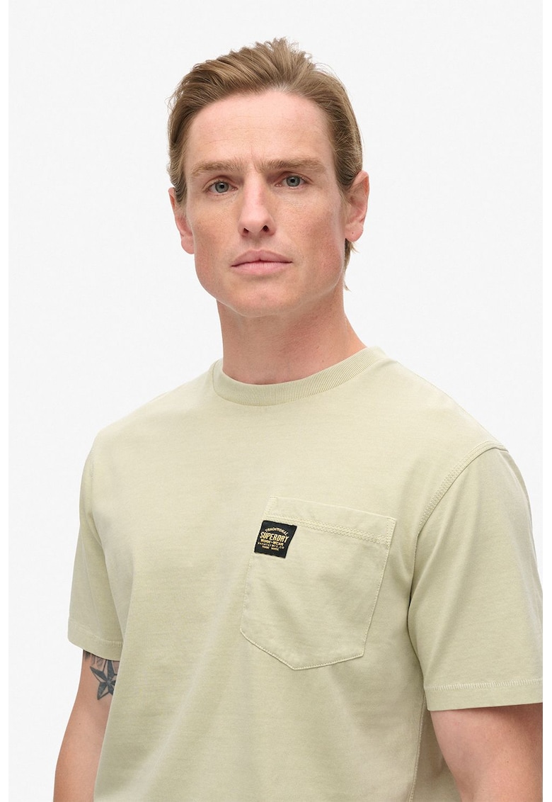 Tricou de bumbac cu aplicatie pe piept