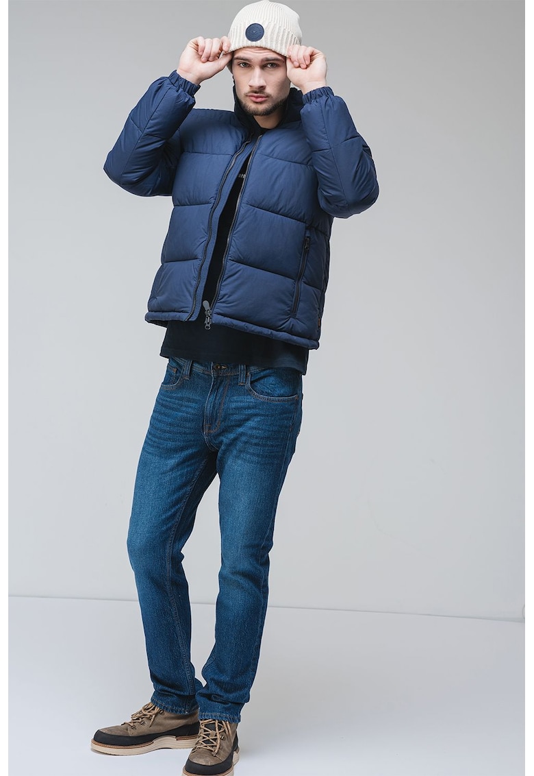 Geaca cu guler mediu