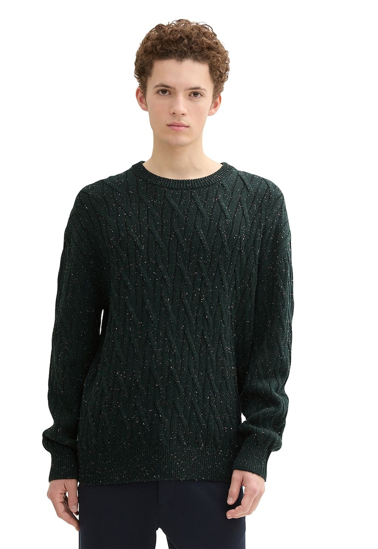 Pulover tricotat cu model torsade