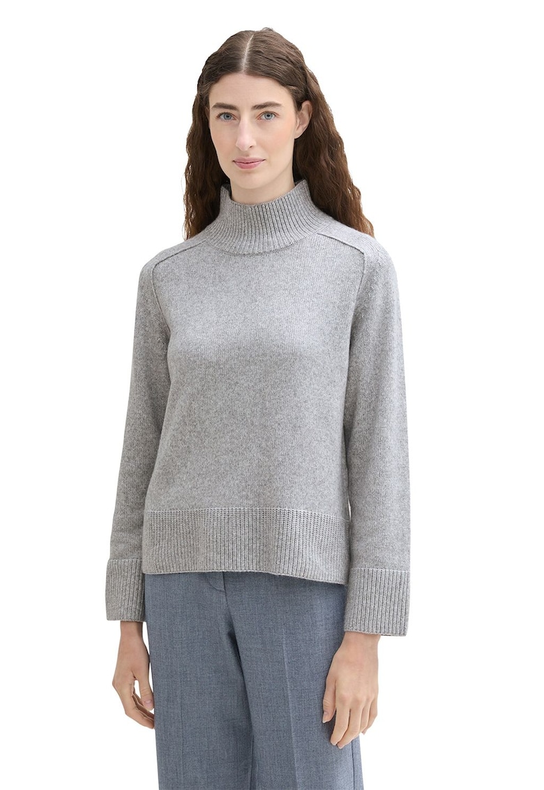 Pulover cu guler inalt