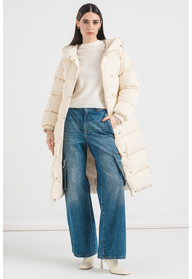 Geaca lunga matlasata cu gluga