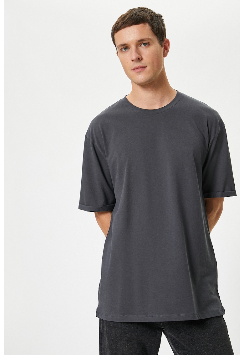 Tricou supradimensionat cu maneci cazute