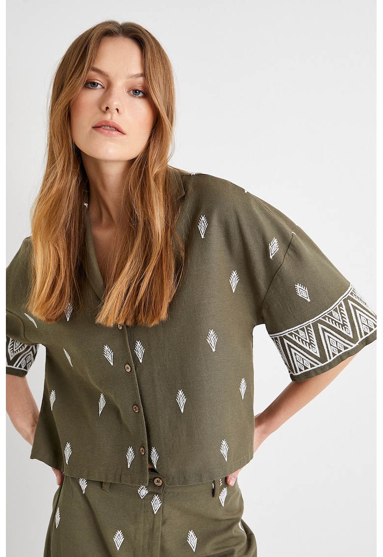 Camasa cu model geometric