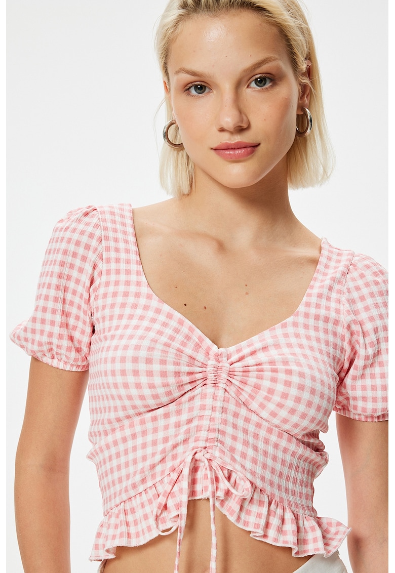 Tricou crop cu imprimeu cu model in carouri