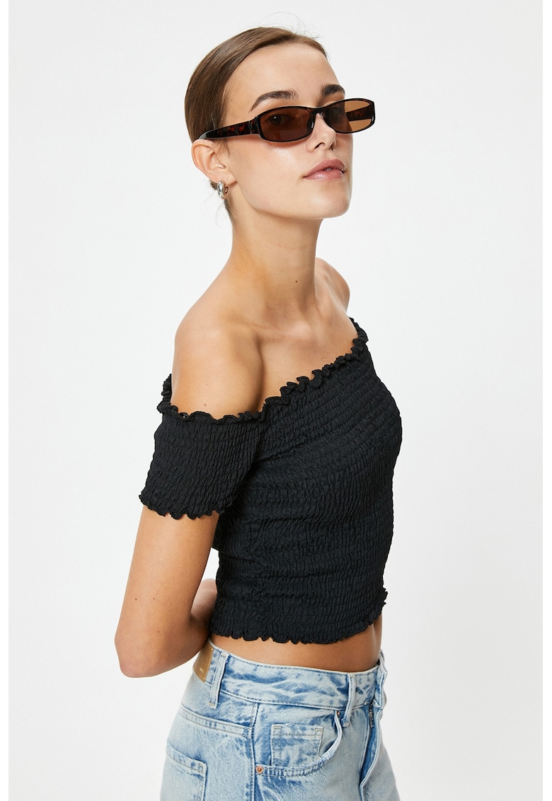 Tricou crop cu decolteu pe umeri