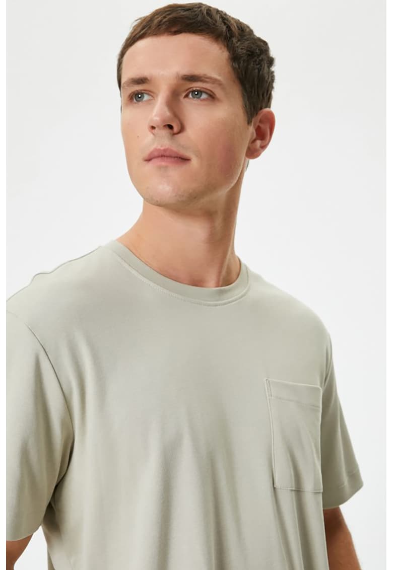 Tricou de bumbac cu buzunar pe piept