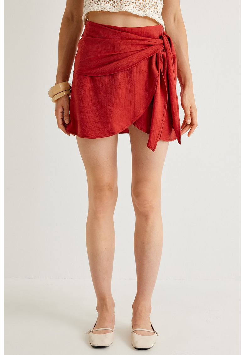 Fusta mini cu model petrecut