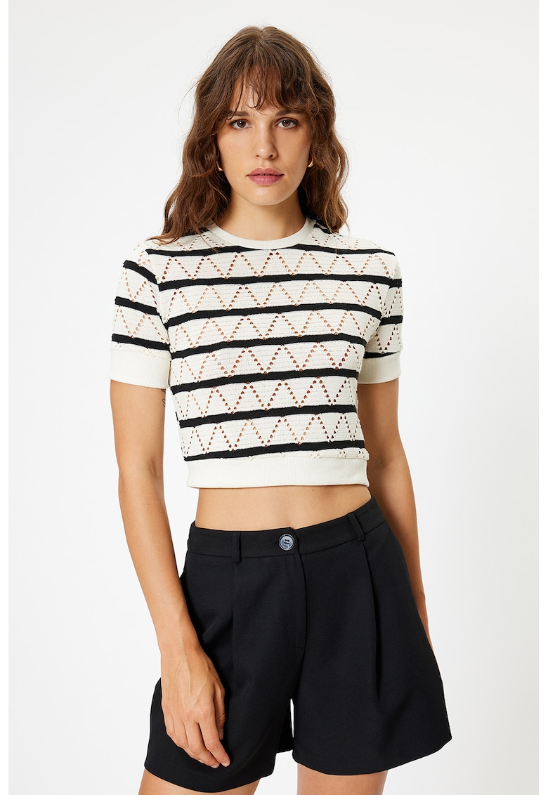 Tricou crop tricotat