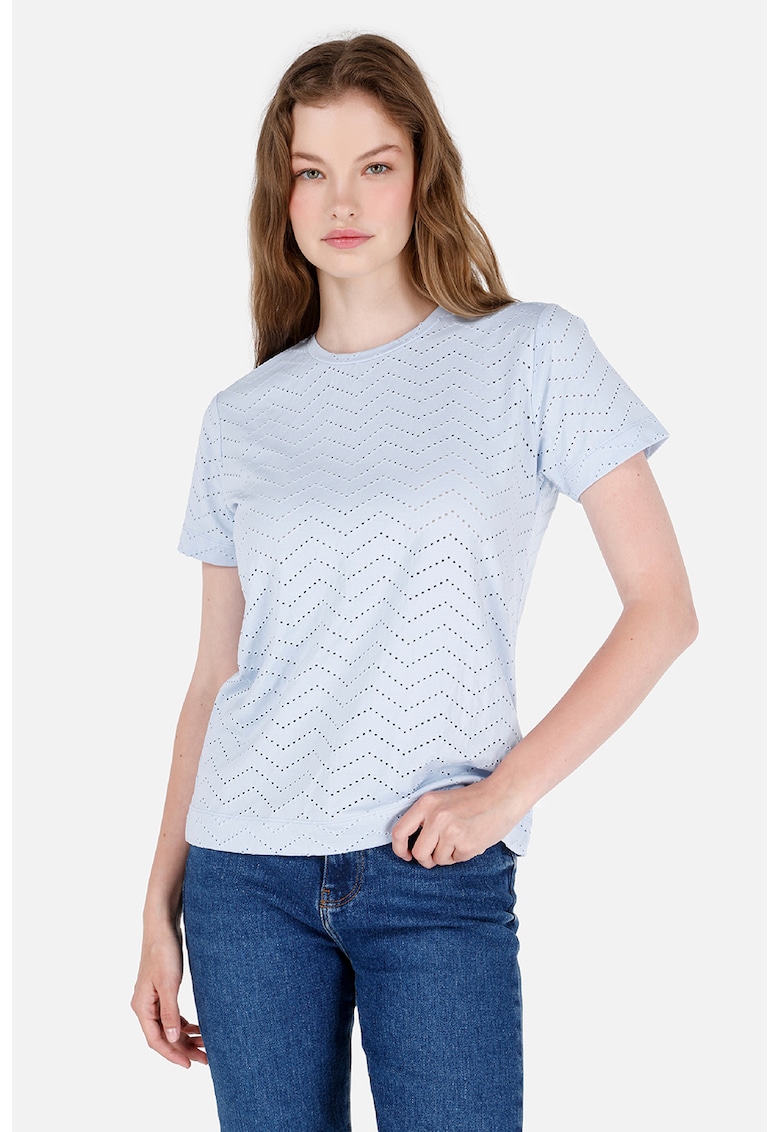 Tricou cu decupaje discrete