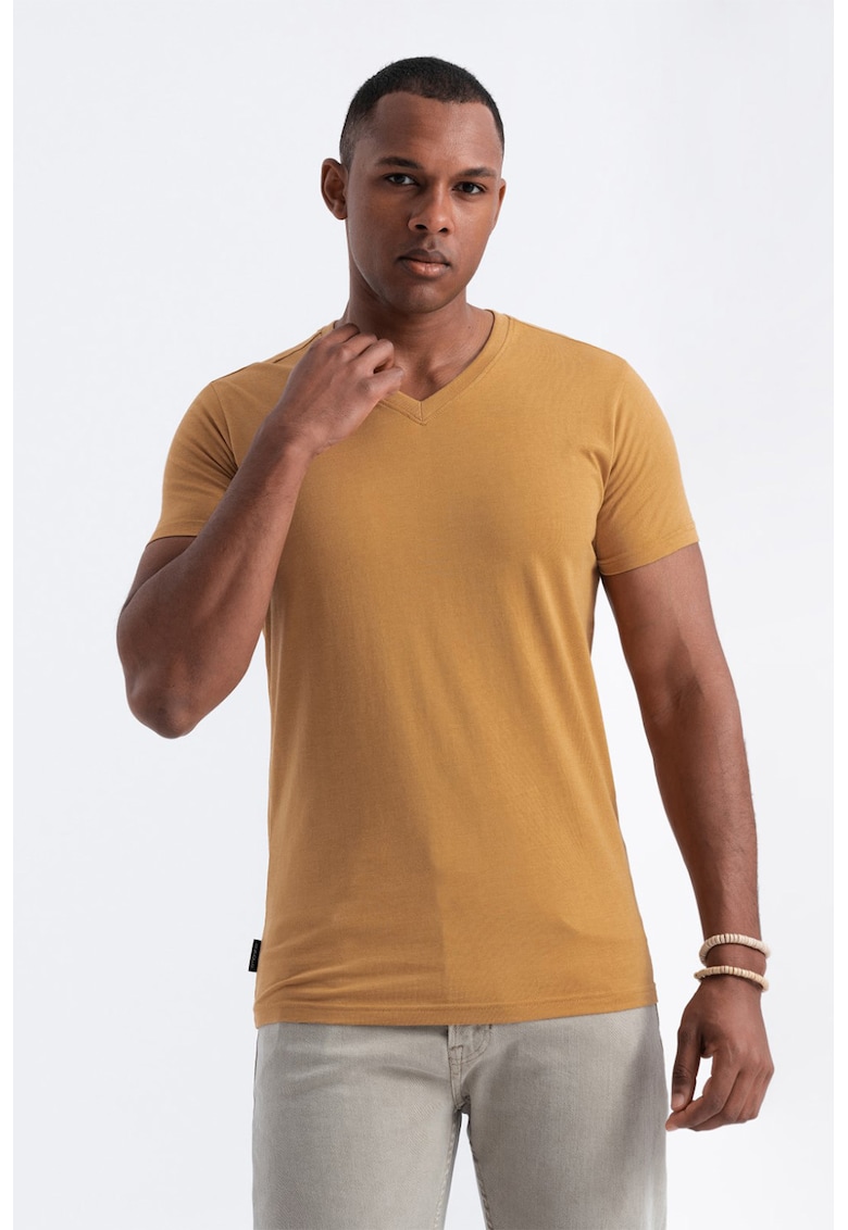 Tricou cu decolteu in V