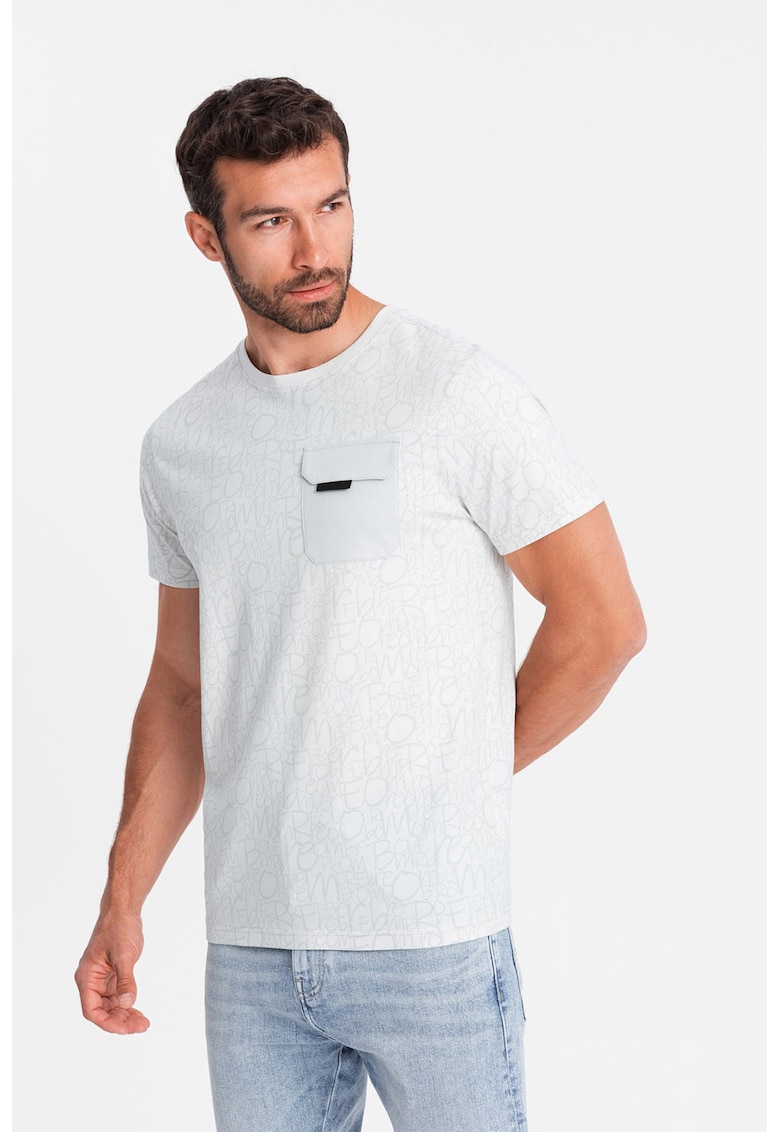 Tricou cu model si buzunar pe piept