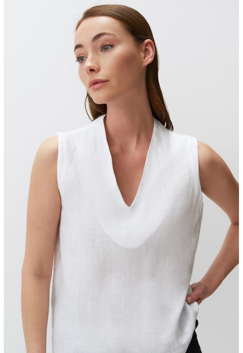 Bluza lejera de in cu decolteu in V