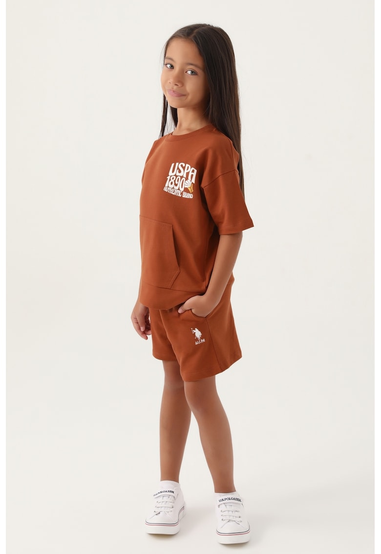 Set de tricou cu imprimeu si pantaloni scurti - Maro