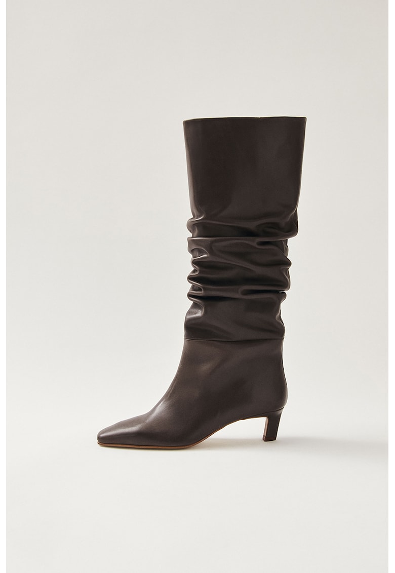 Cizme lungi de piele cu varf patrat