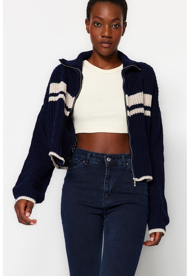 Cardigan tricotat gros si maneci cazute