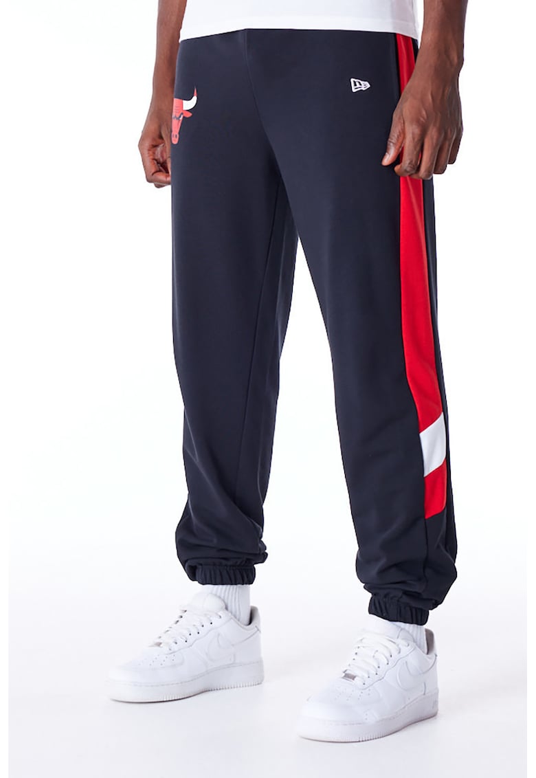 Pantaloni de trening cu logo Chicago Bulls NBA Panel