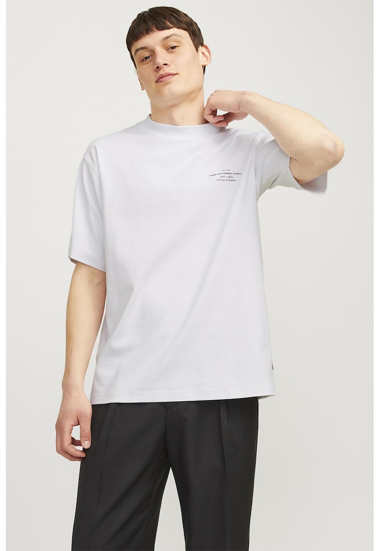 Tricou lejer cu detaliu text