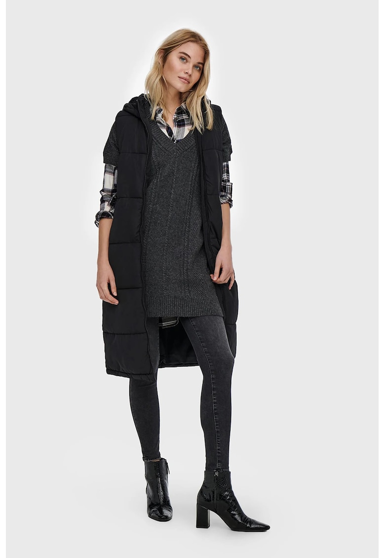 Vesta lunga cu gluga