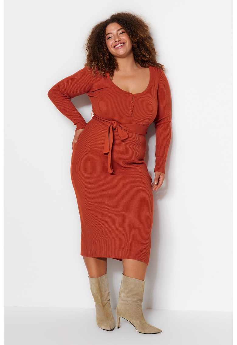 Rochie bodycon midi plus size