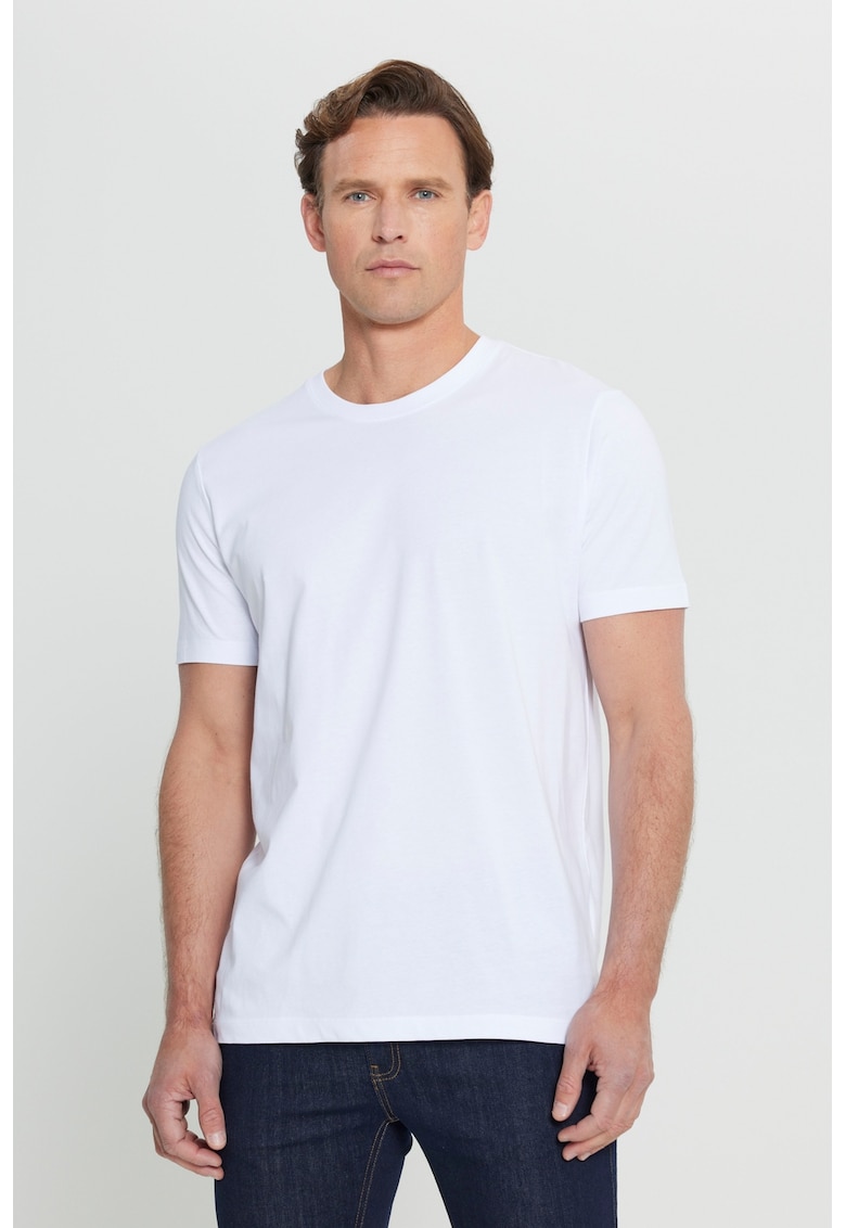 Tricou de bumbac cu decolteu la baza gatului si model unisex