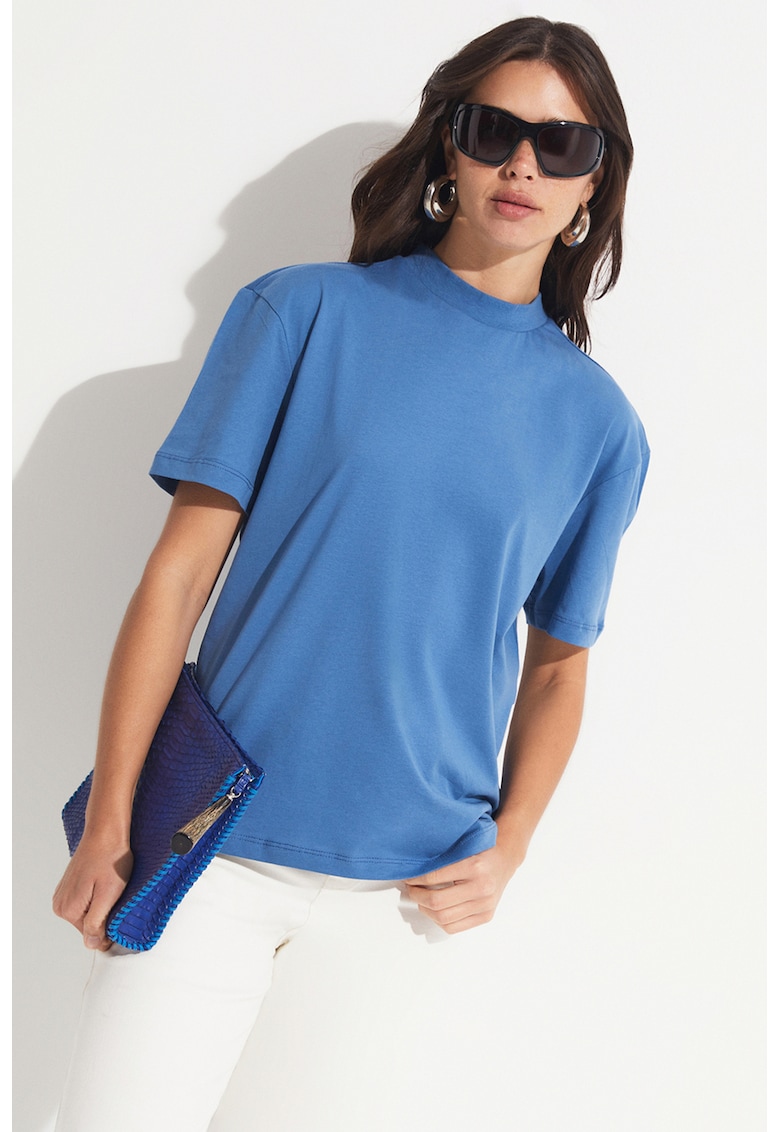 Tricou de bumbac uni cu decolteu la baza gatului