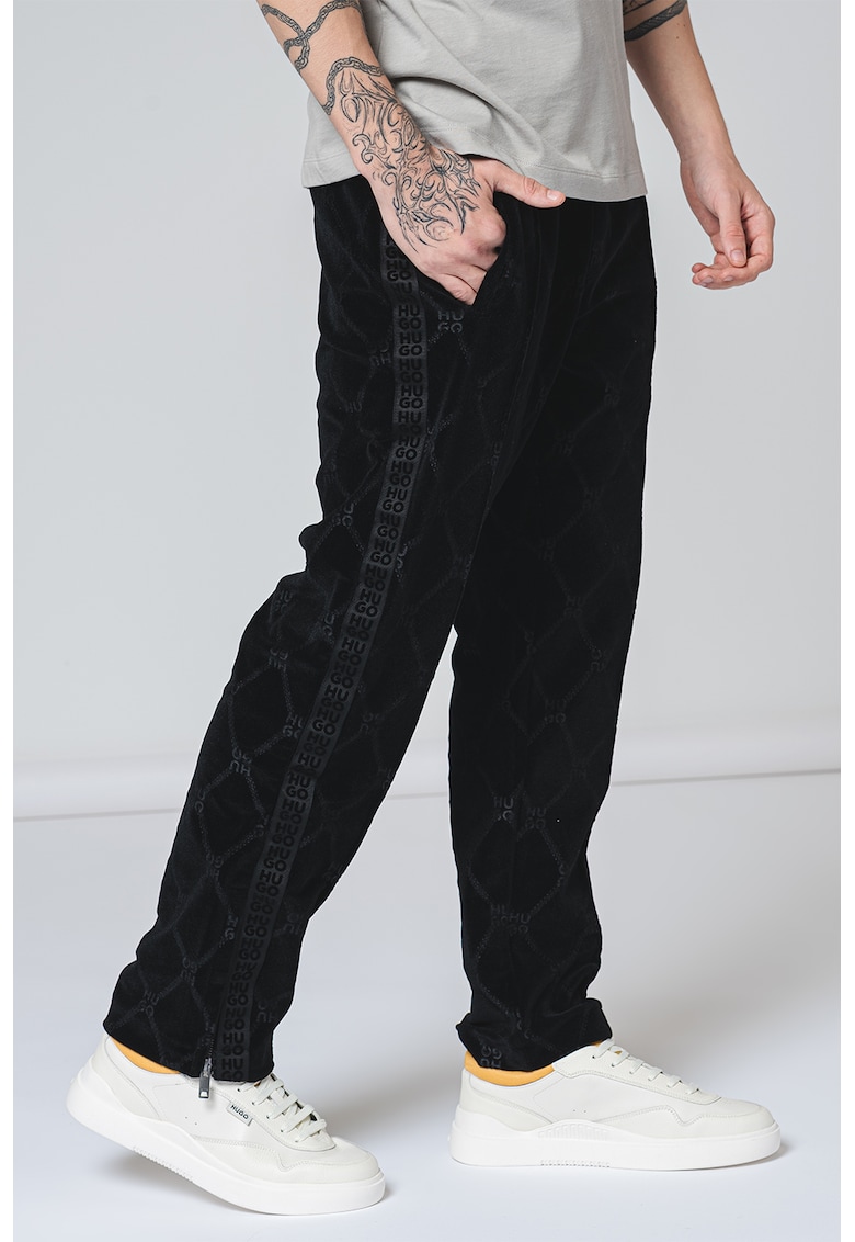 Pantaloni drepti cu model logo Dislaco