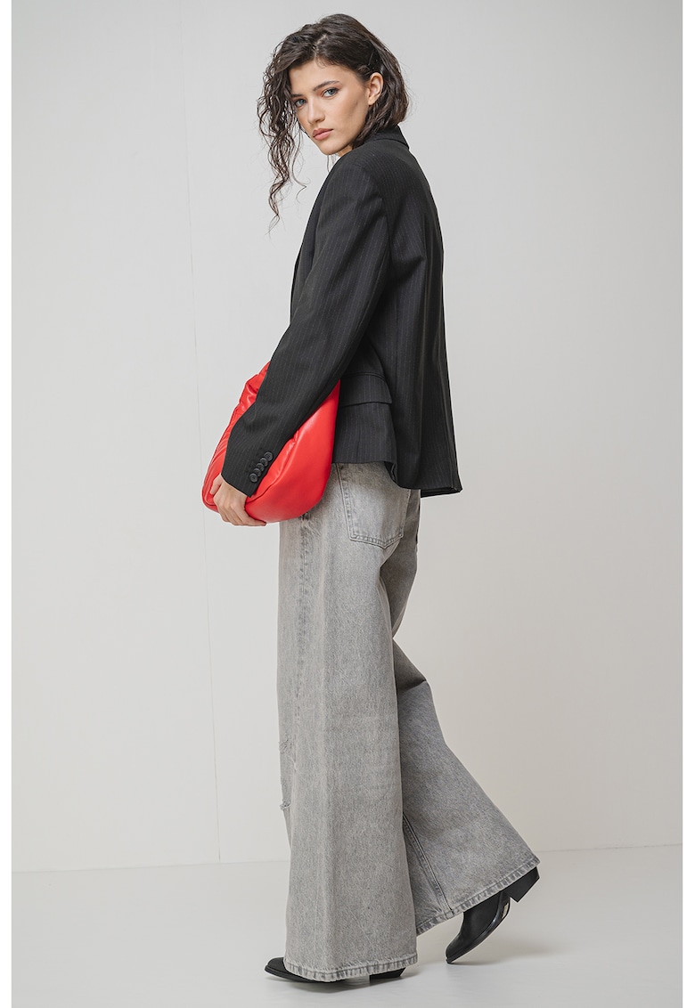 Sacou supradimensionat cu model in dungi si revere decupate