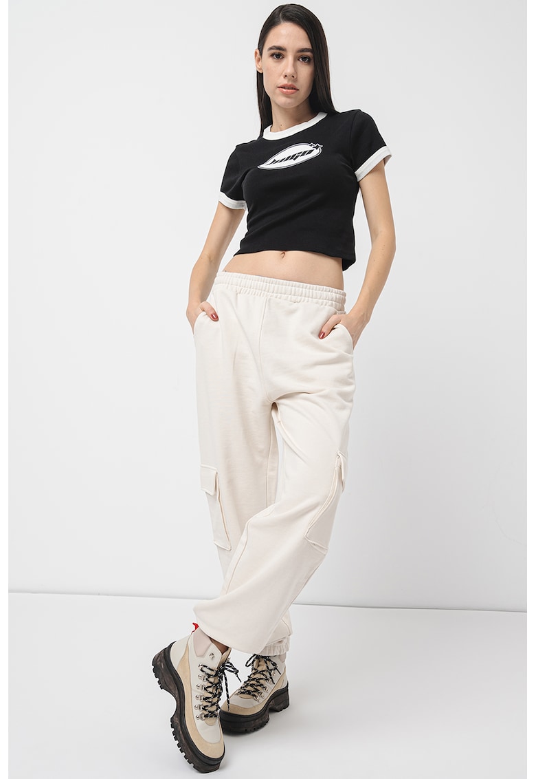 Tricou crop cu imprimeu logo