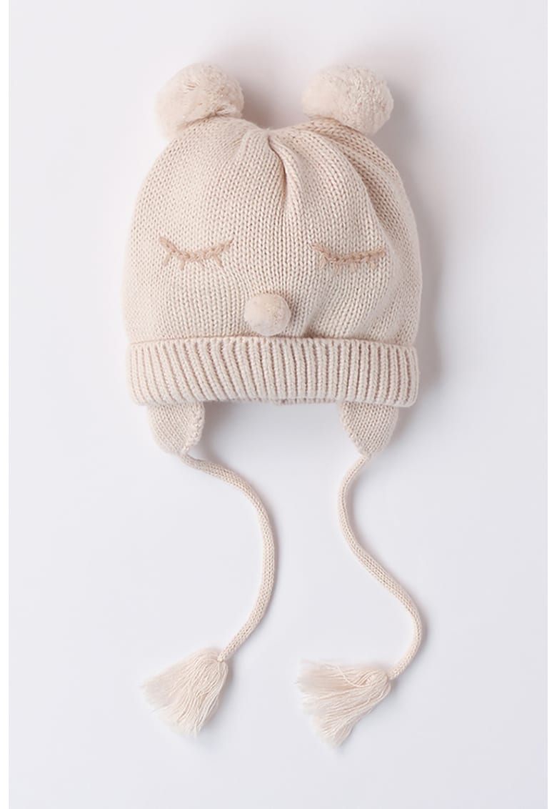 Caciula din amestec de lana cu ciucuri