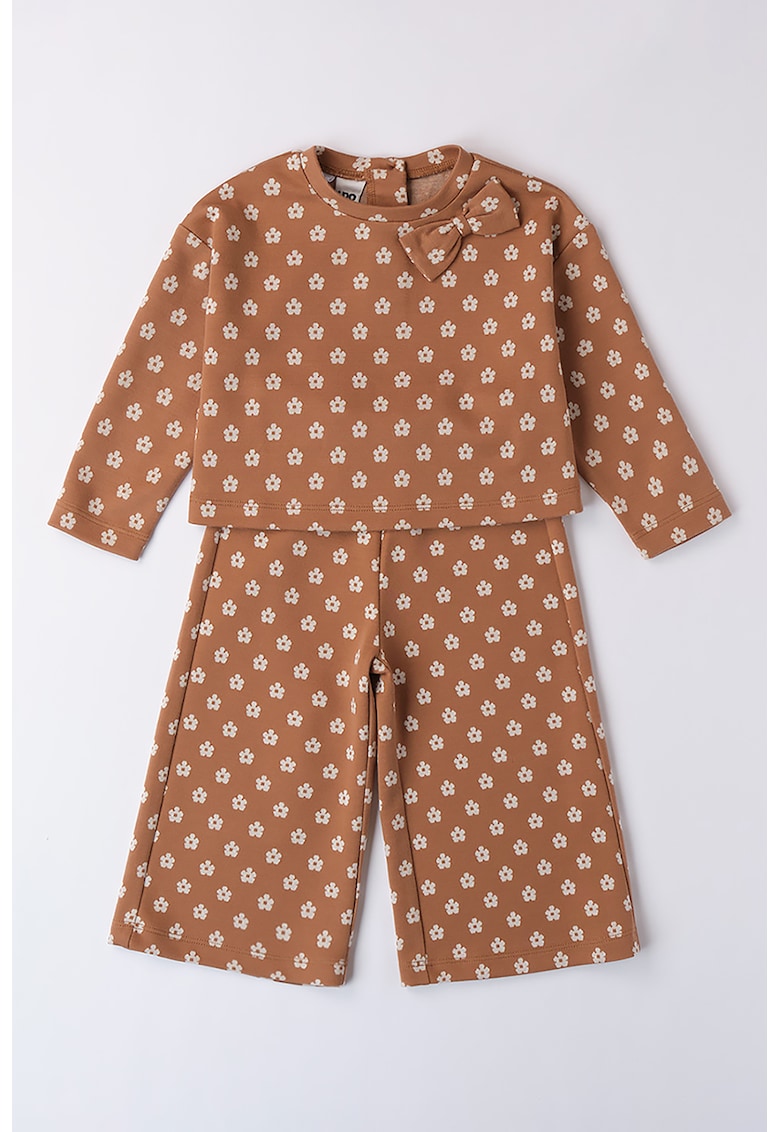 Set de pantaloni evazati si bluza cu model floral
