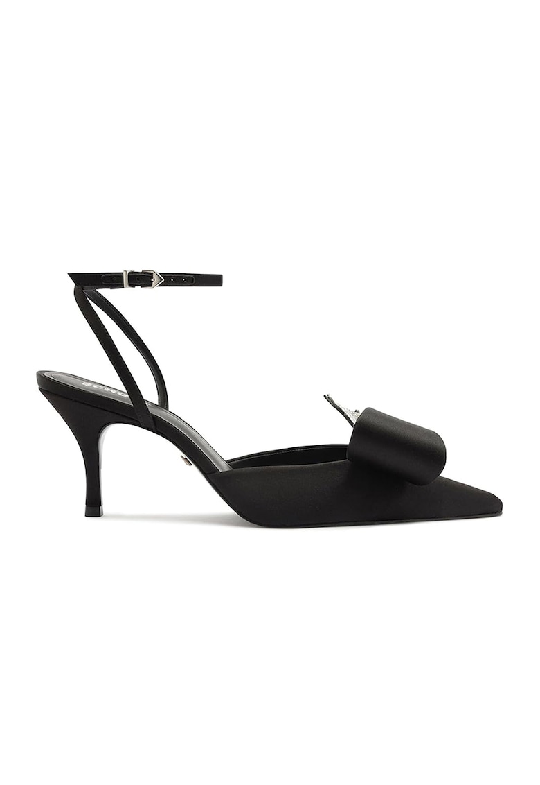 Pantofi cu varf ascutit si funda Kristen