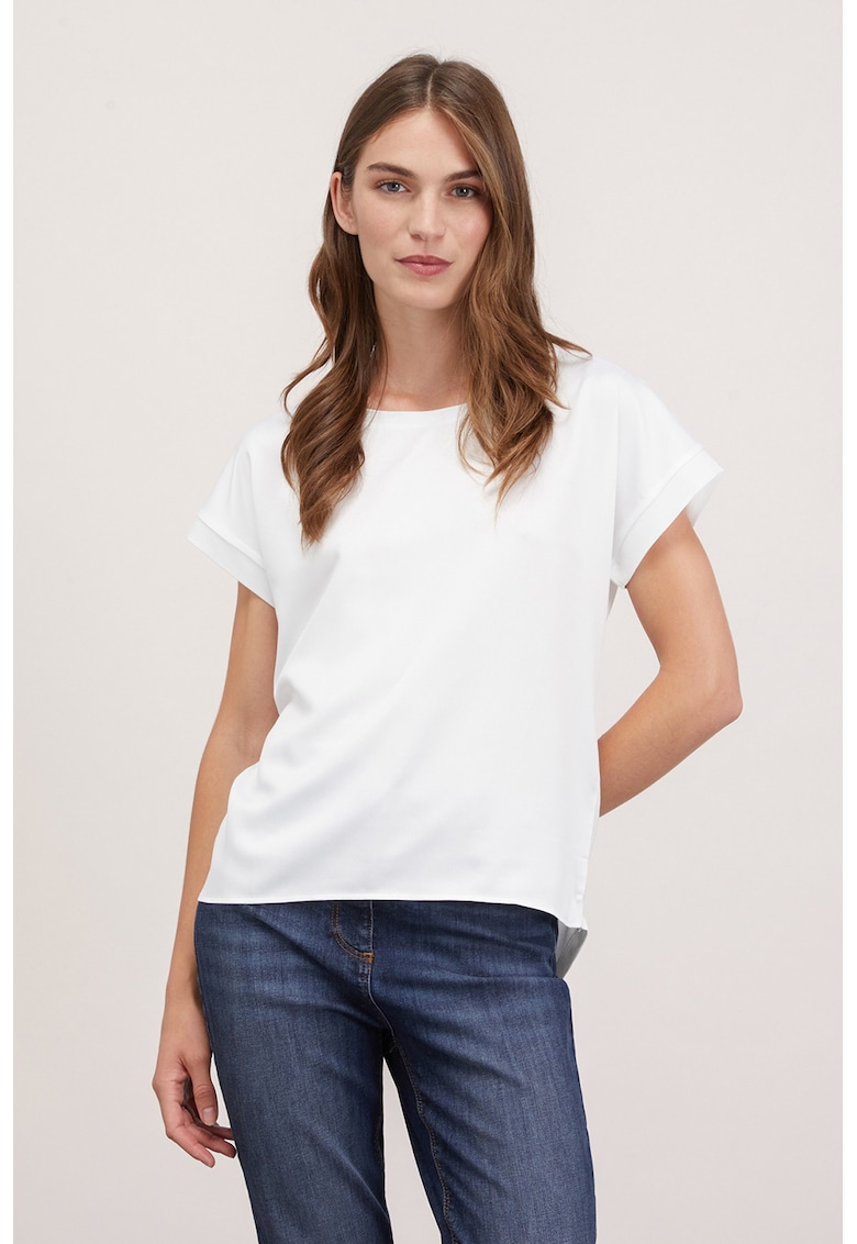 Tricou cu partea frontala din satin