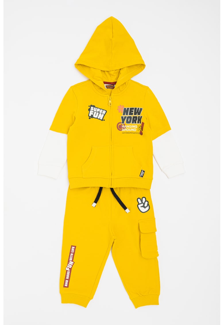 Trening cu gluga si buzunare