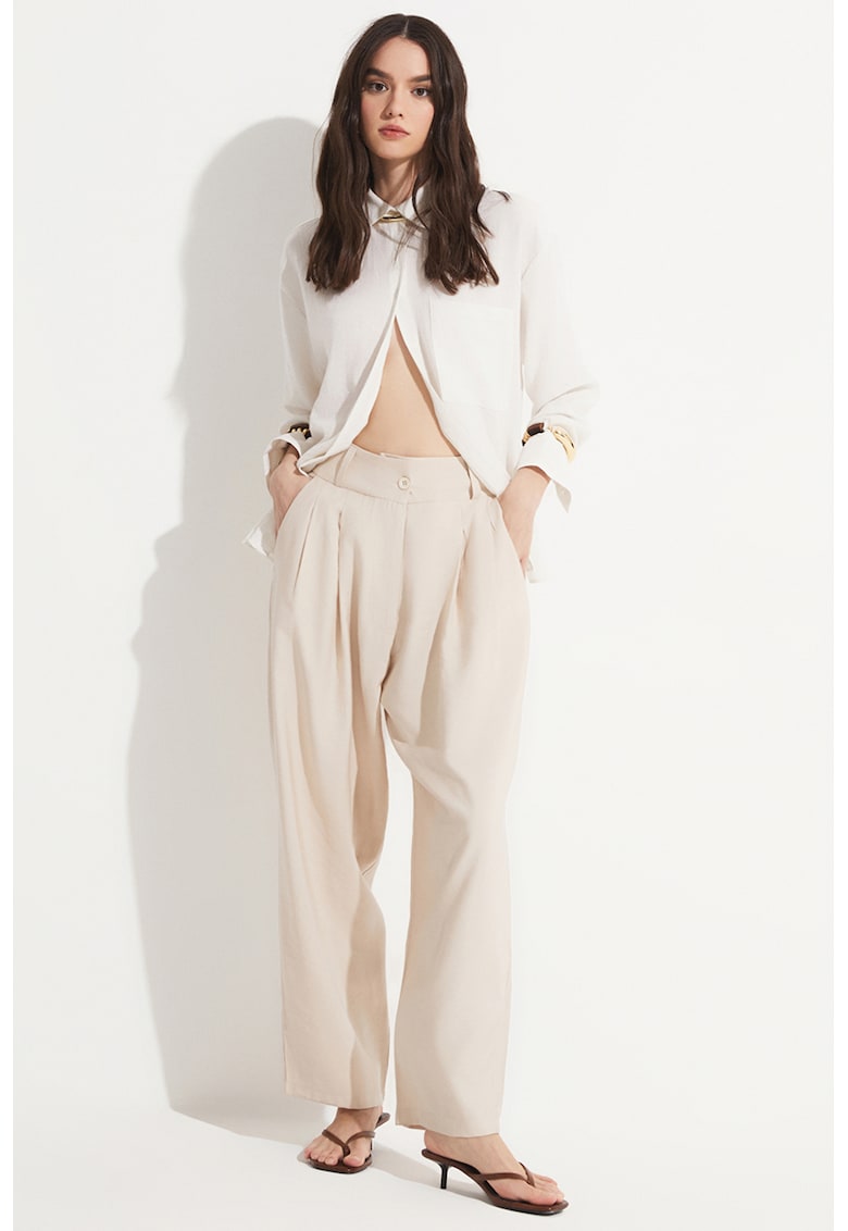 Pantaloni crop cu talie inalta