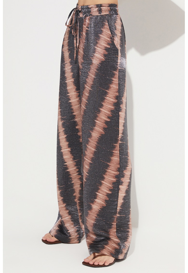 Set de bluza supradimensionata si pantaloni