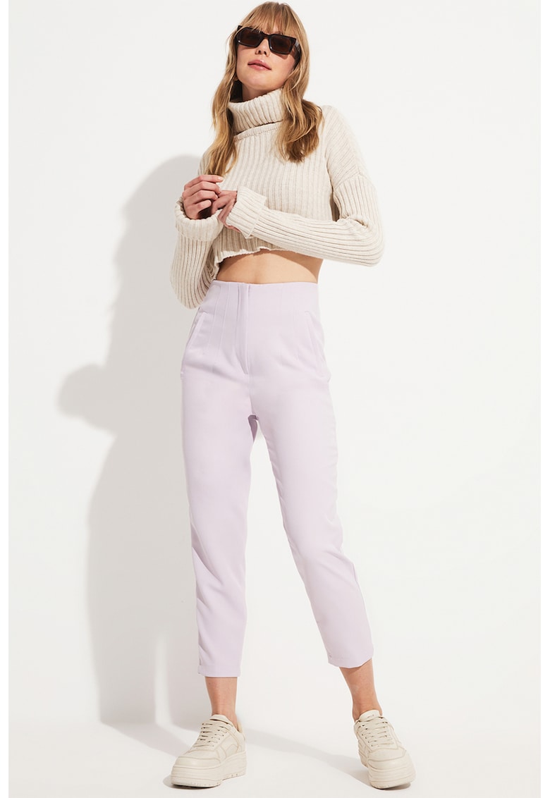 Pantaloni crop cu talie inalta