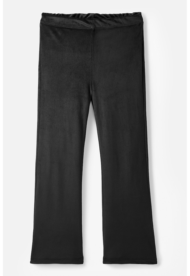 Pantaloni evazati