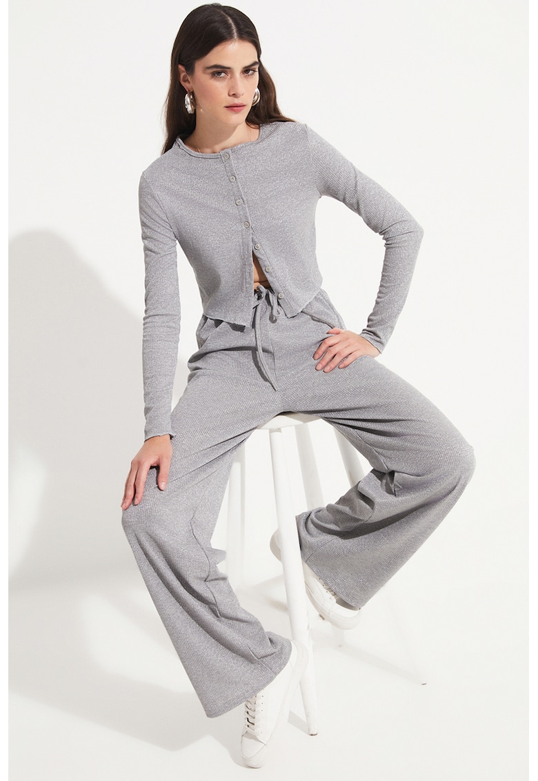 Set de cardigan cu aspect stralucitor si pantaloni cu croiala ampla