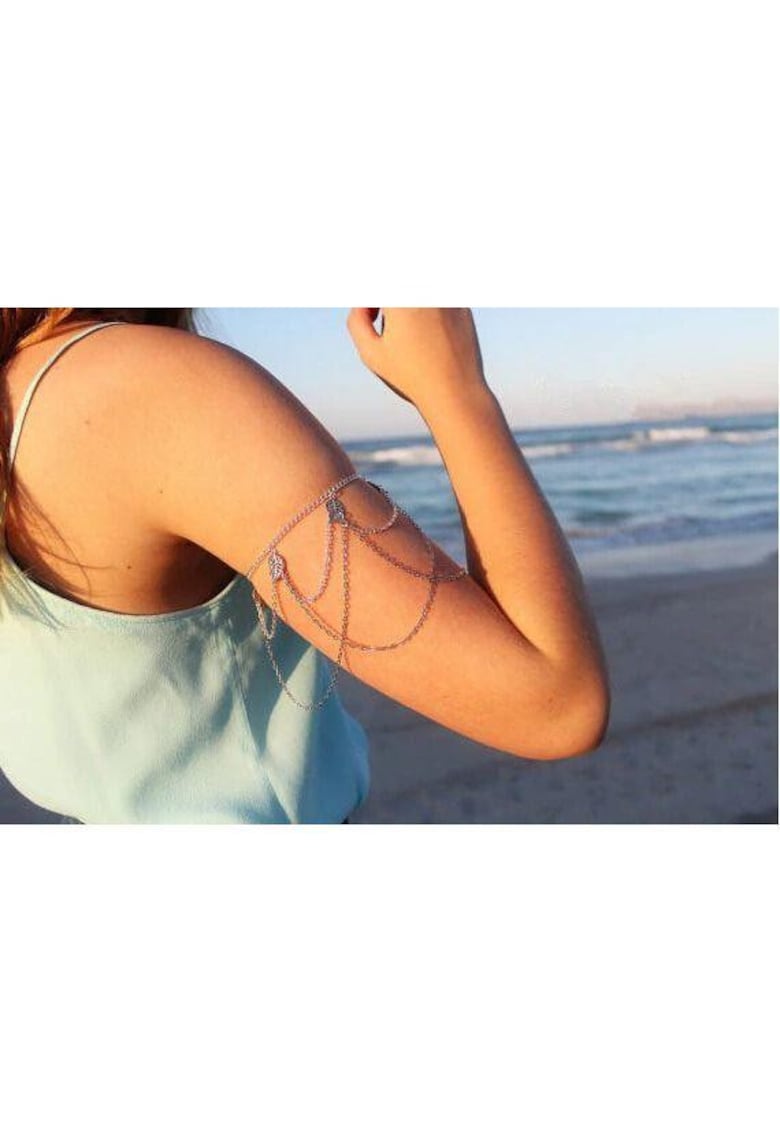 Bratara pentru brat - argintie - cu lanturi si frunzulite - Elsia C10 -