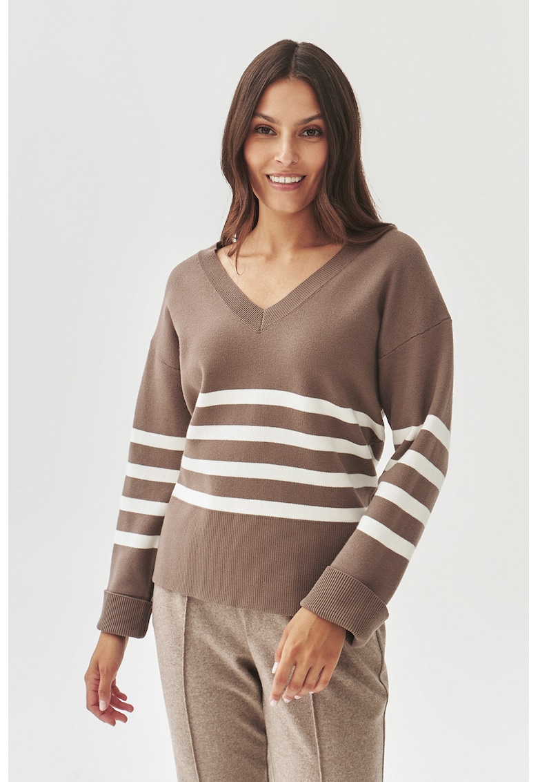 Pulover cu decolteu in V si maneci cazute Eliana