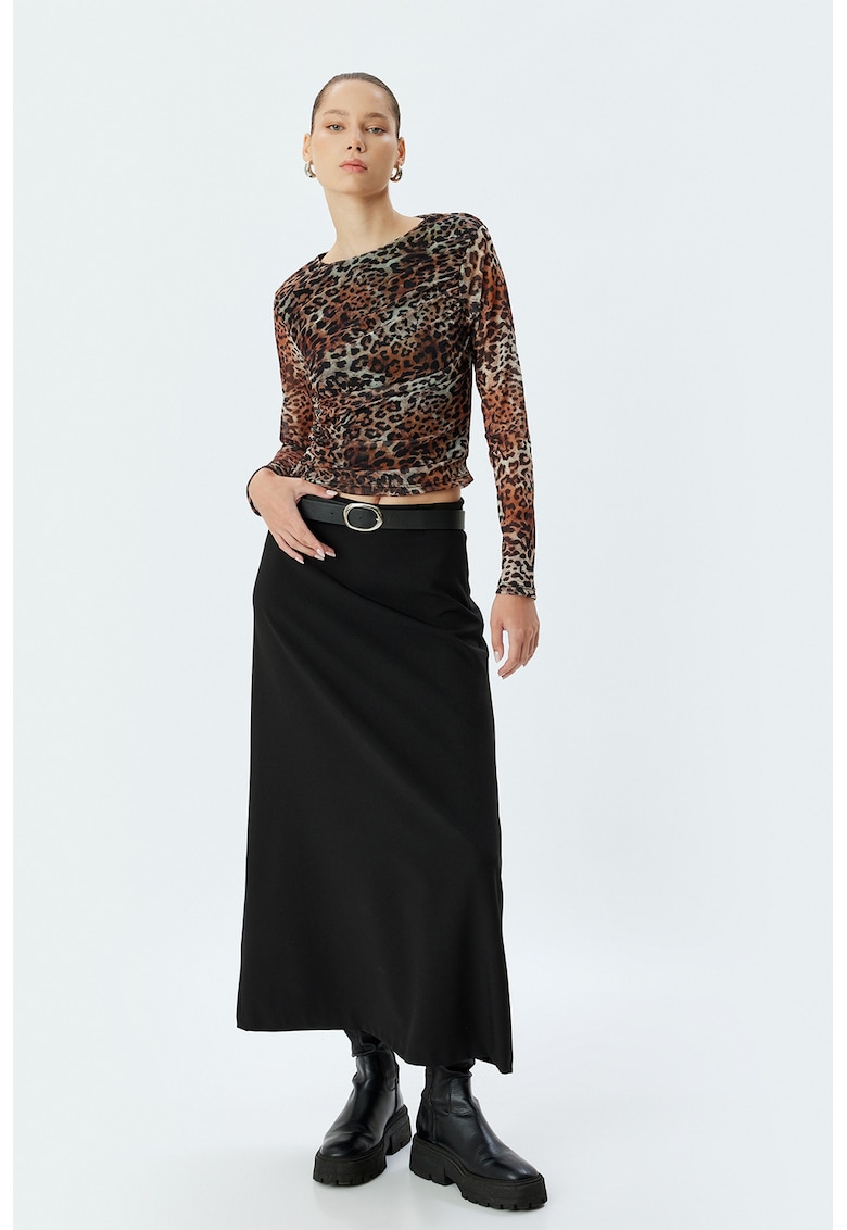 Bluza cu animal print si maneci lungi