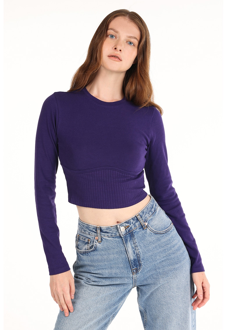 Bluza crop cu decolteu rotund