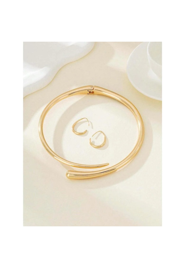 Set colier auriu si cercei - stil minimalist - Alma C16 Set colier auriu si cercei - stil minimalist - Alma C16